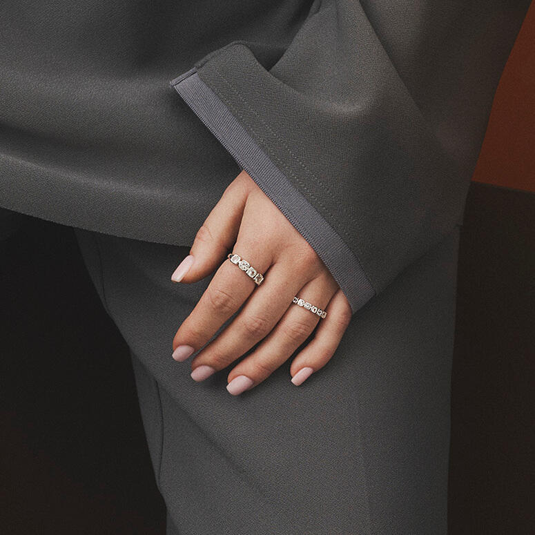 Sølv ring "Elera" m. zirk.
