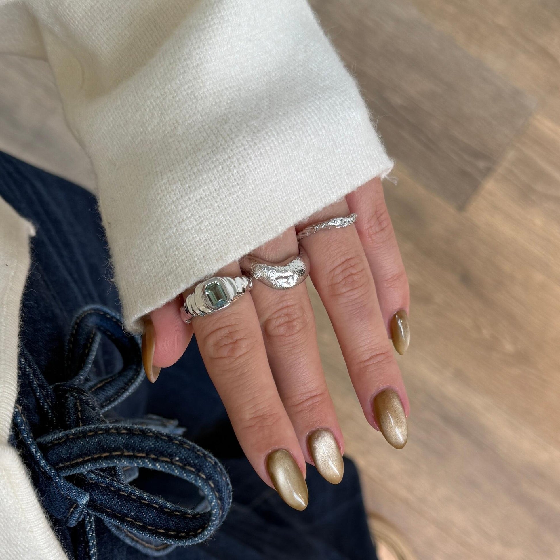 Sølv ring "Lumi" m. zirk.